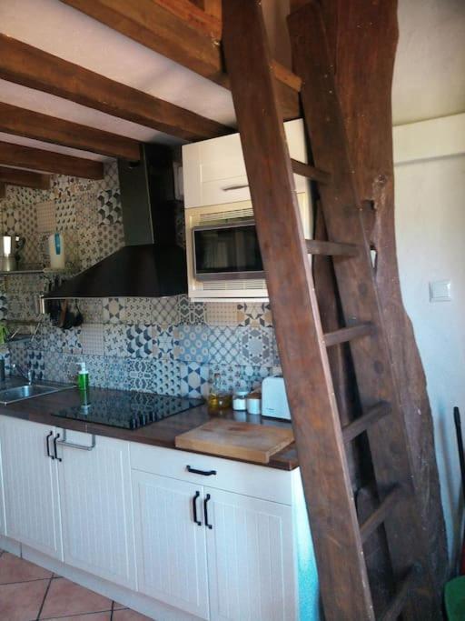 Apartamento, junto al mar Ea Exterior foto